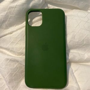 Dark green iPhone 12 apple case